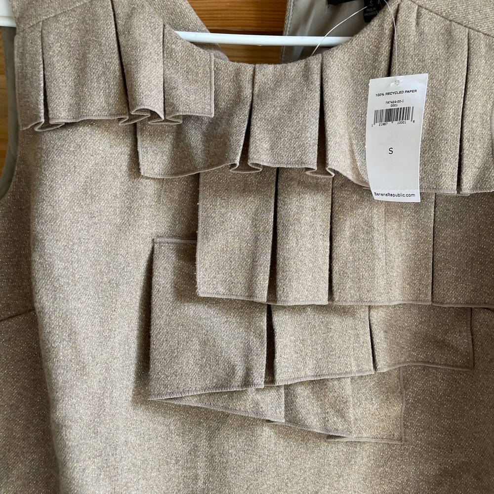 Sold—Banana Republic